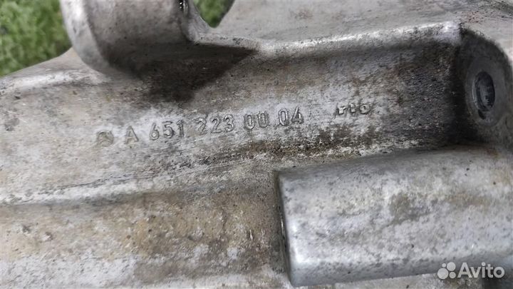 Опора (подушка) двигателя Mercedes Benz E-class W