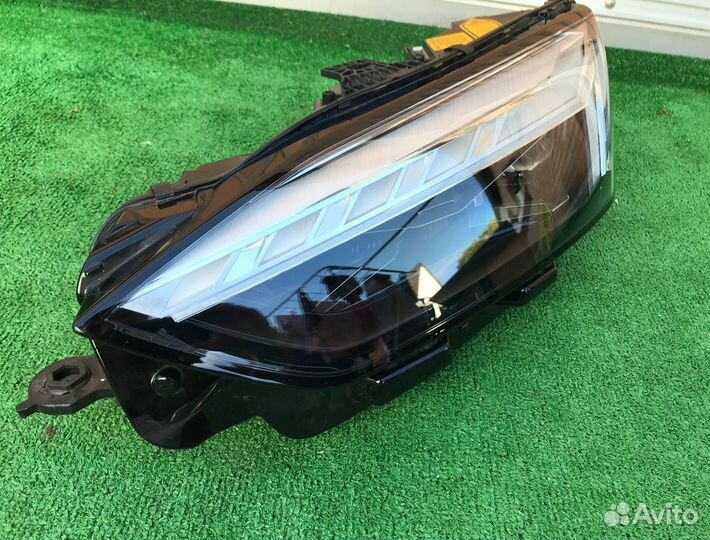 Фара оригинальная audi a5 2021 года led