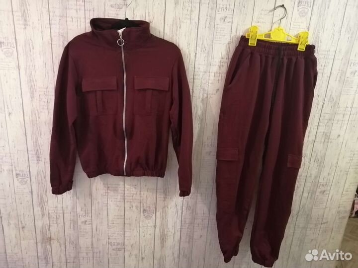 Костюм спортивный 44
