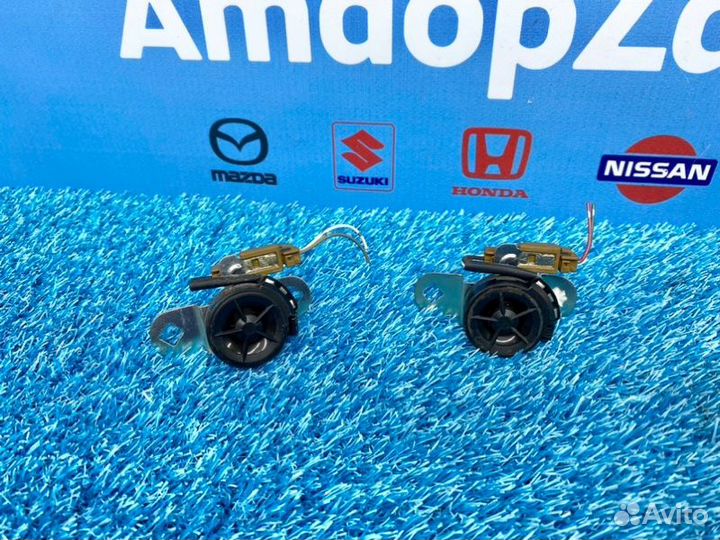 Пищалки Nissan Juke F15 1.6 2011