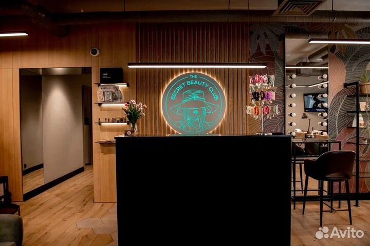 Администратор салона красоты