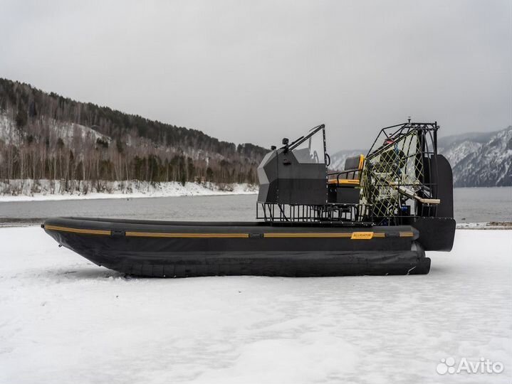 Аэролодка Alligator cargo 700 Черного цвета