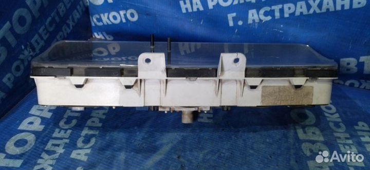 Панель приборов Mazda 323 седан В6 1992