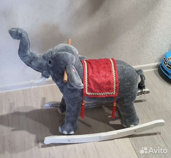 Слон качалка