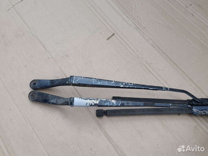 Поводок дворников Nissan Almera N15 1995-2002