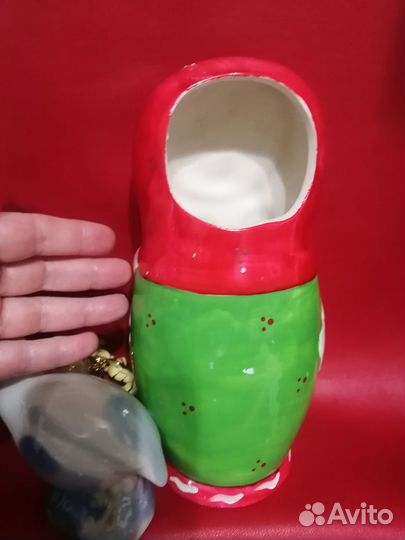 Фарфоровая статуэтка