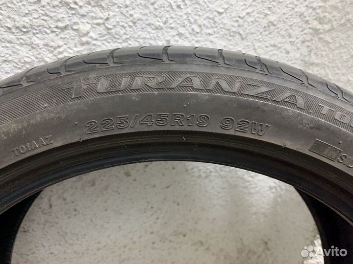 Bridgestone Turanza T005 225/45 R19