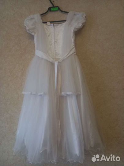 Платья праздничное