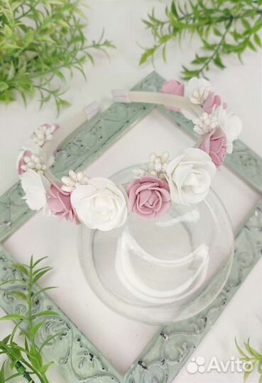 Ободок для волос с цветами