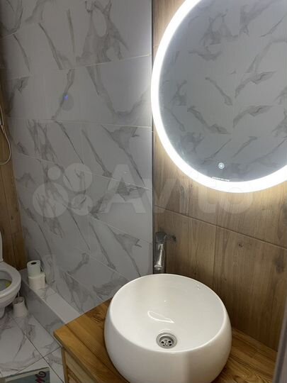 2-к. квартира, 42 м², 1/5 эт.