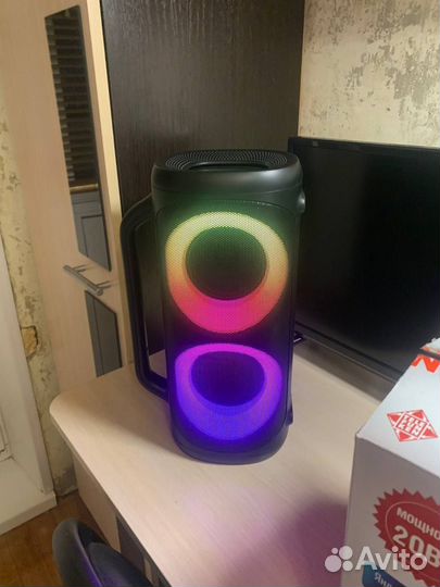 Портативная колонка