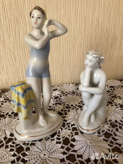 Статуэтки фарфор юная пловчиха и девочка на пляже