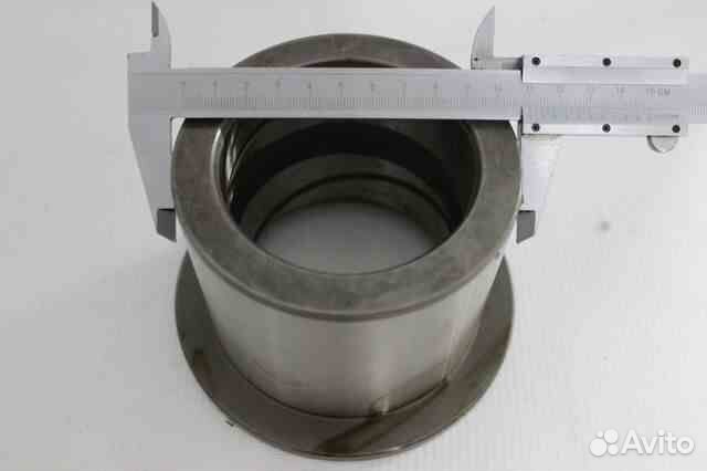 Втулка 20Y-70-32321