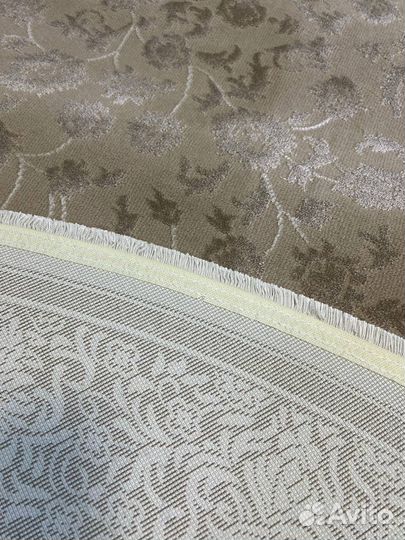 Ковер новый овал