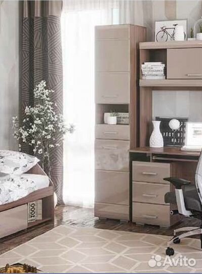 Шкаф-пенал. от детской Симба