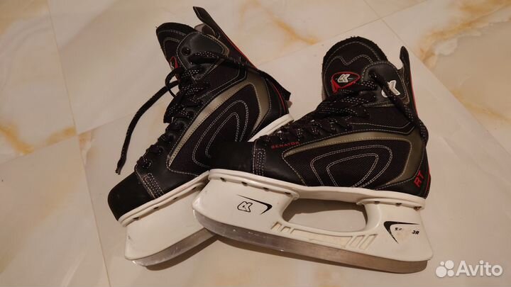 Коньки взрослые 44 размер