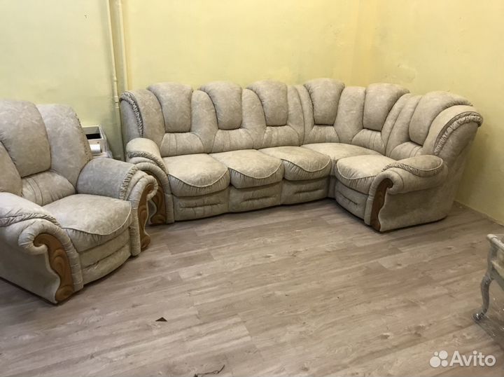 Перетяжка мебели