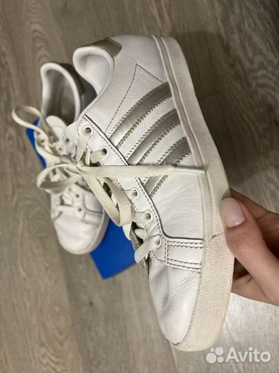 Кроссовки женские adidas