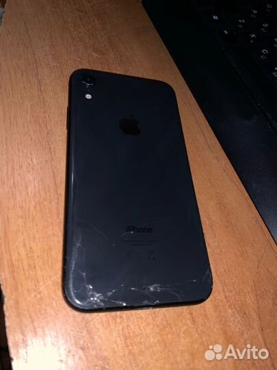 iPhone Xr, 64 ГБ