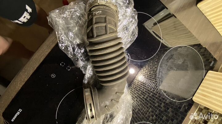 Патрубок воздушного фильтра