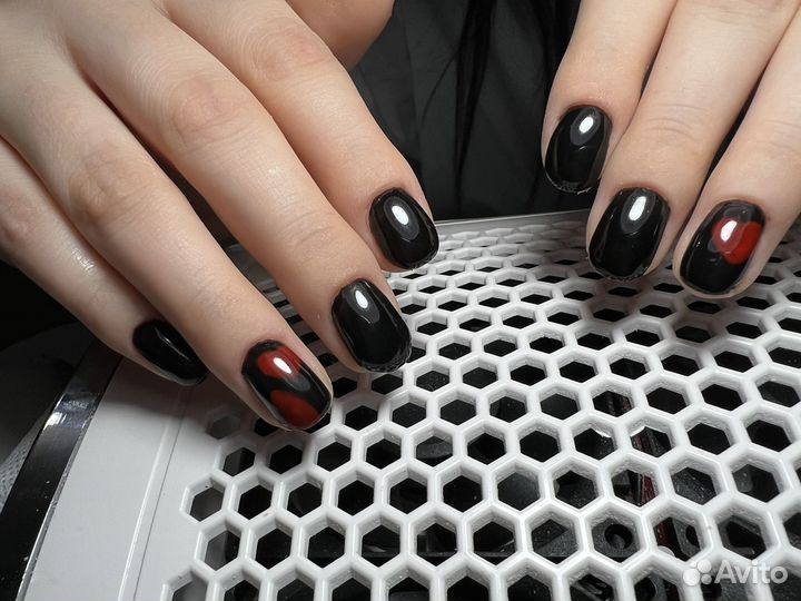 Мастер маникюра