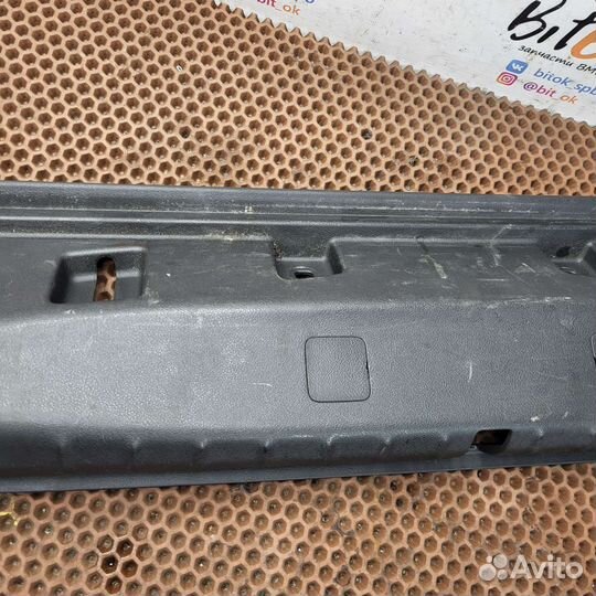 Накладка погрузочного борта BMW g30 f90