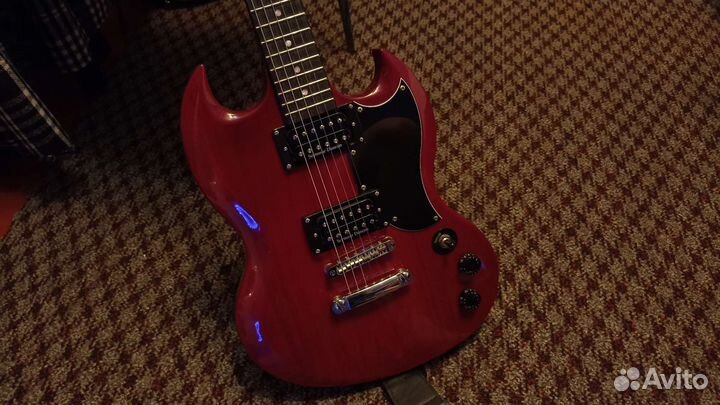 Электрогитара Harley Benton SG и комбик