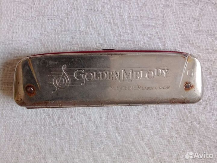 Губная гармошка, маракас, кастаньеты, бубен