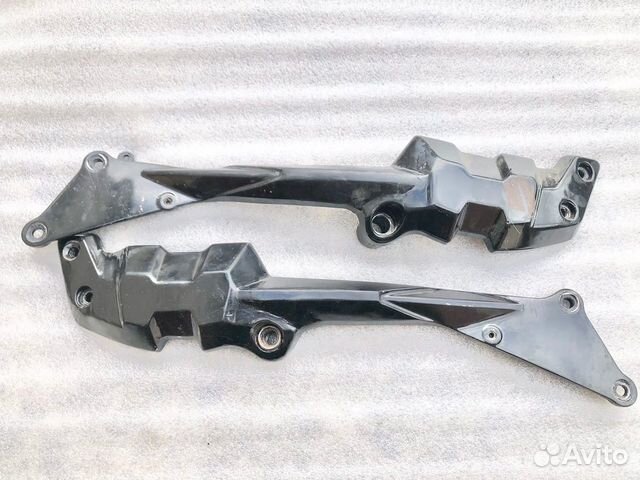 Kawasaki Z750 2010 усилитель рамы