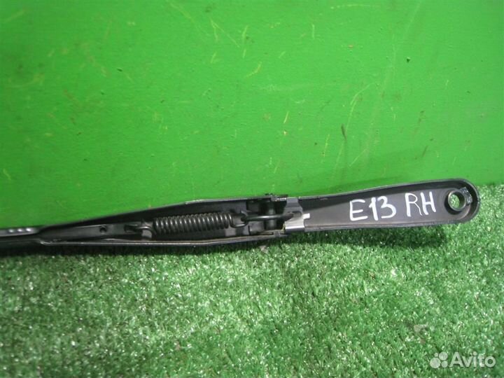 Поводок стеклоочистителя правый Opel astra H 2007