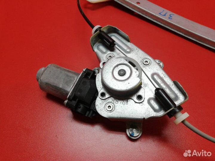 Стеклоподъемник задний правый Hyundai Solaris RB