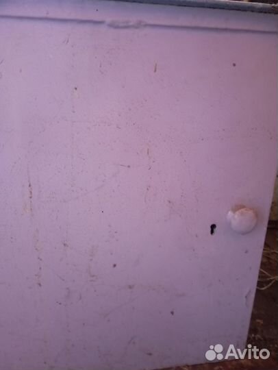 Сейф металлический