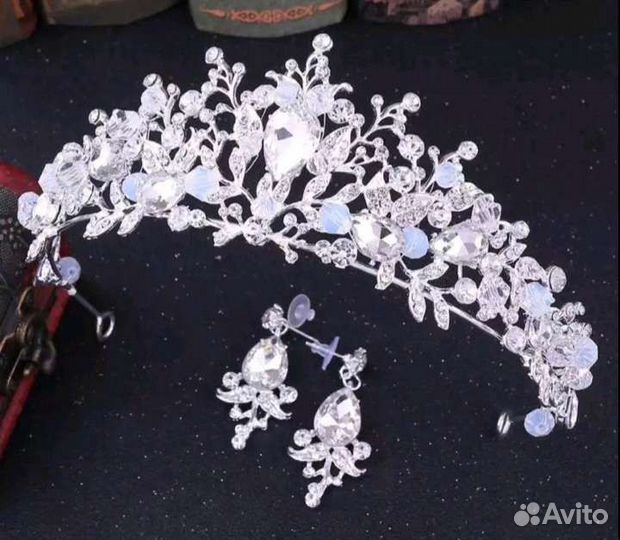 Диадемы, короны,украшения