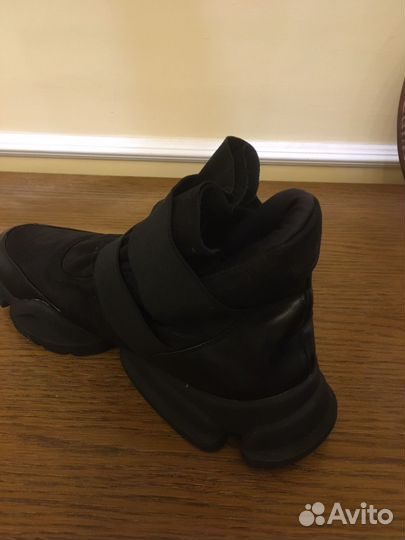 Ботинки женские