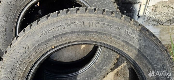 Hakkapeliitta 8 suv 225/60 r17