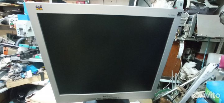 Монитор LG