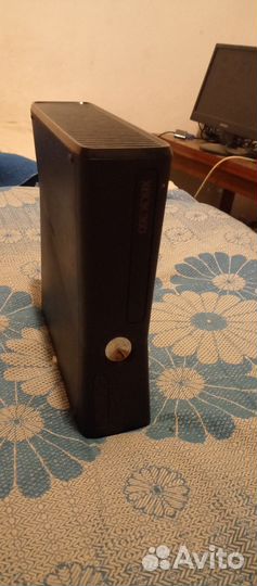 Xbox 360 Slim