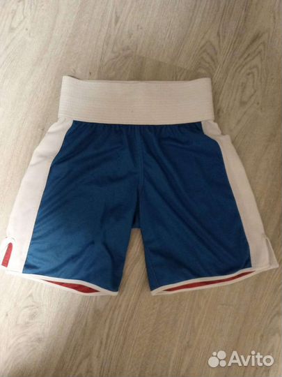 Кимоно для карате и кикбоксинга