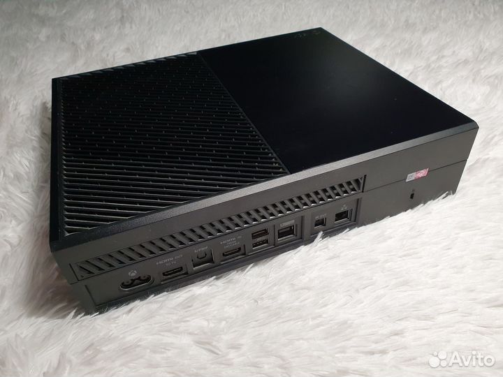 XBox One 500Gb + более 450 игр. Возможен обмен