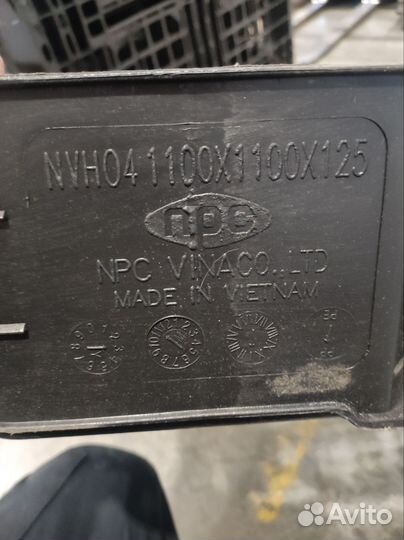 Пластиковые поддоны паллеты бу