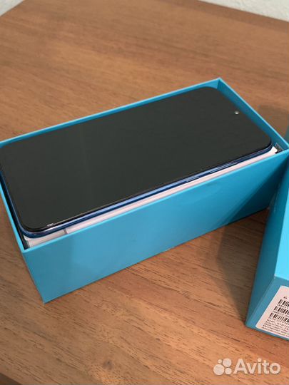HONOR 10 Lite, 3/64 ГБ