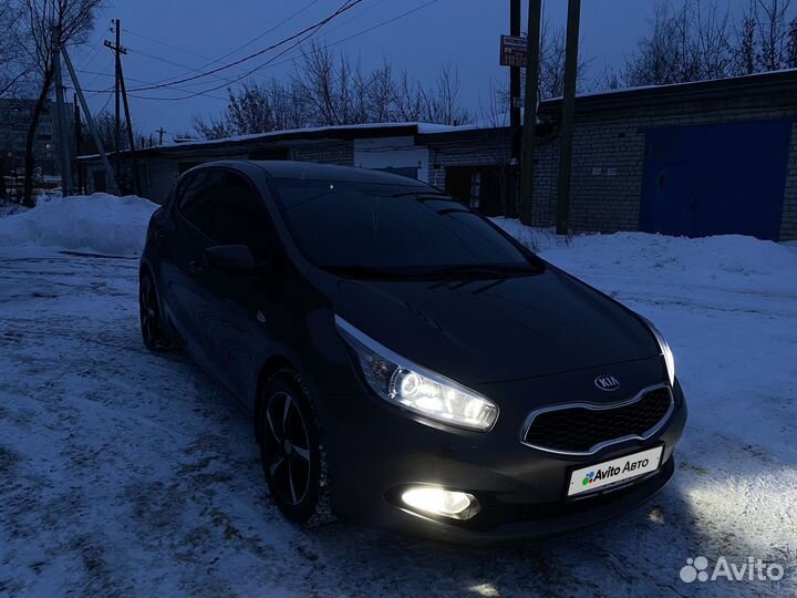 Kia Ceed 1.6 AT, 2015, 219 000 км