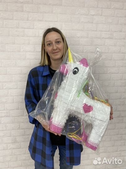 Пиньята Единорог на день рождения