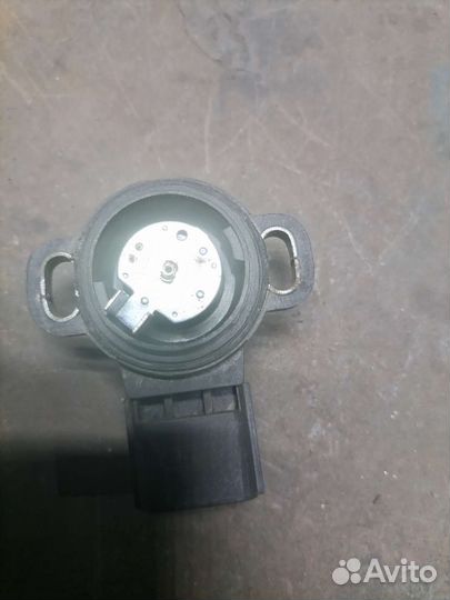 Датчик положения дроссельной заслонки mazda 323f