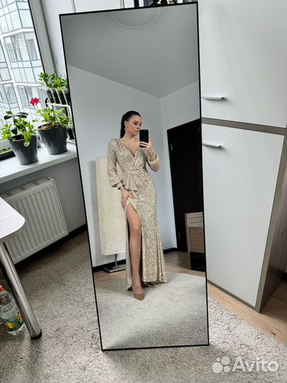Вечернее платье