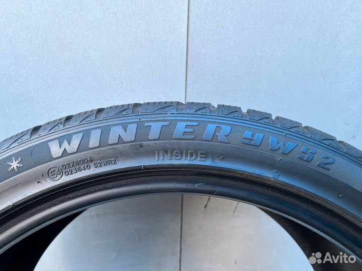 Jinyu Winter JW-51 295/35 R21