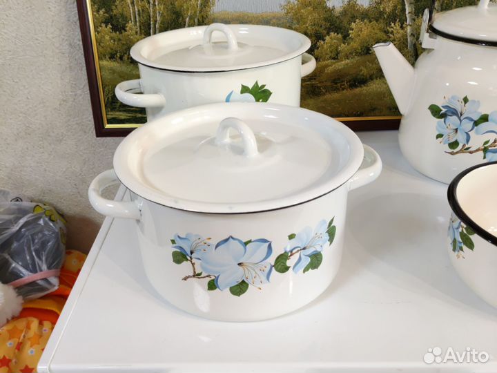 Набор эмалированных кастрюль СССР новый