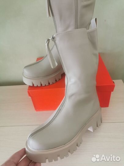 Ботинки 36,37,40
