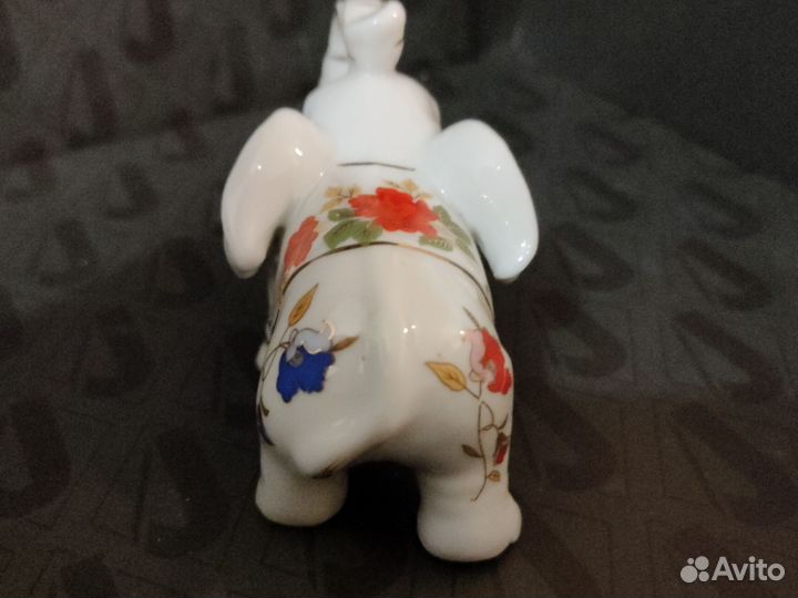 Статуэтка фарфор слон