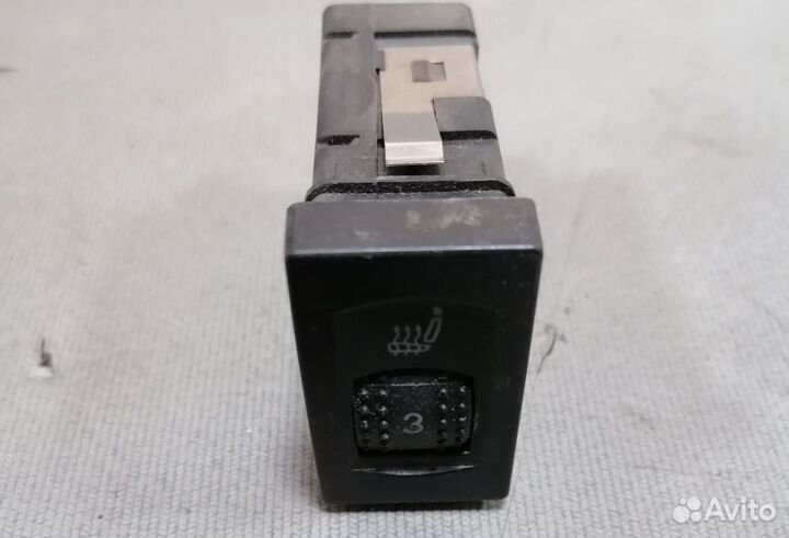 Кнопка обогрева сидений VW Passat B5 1996-2000